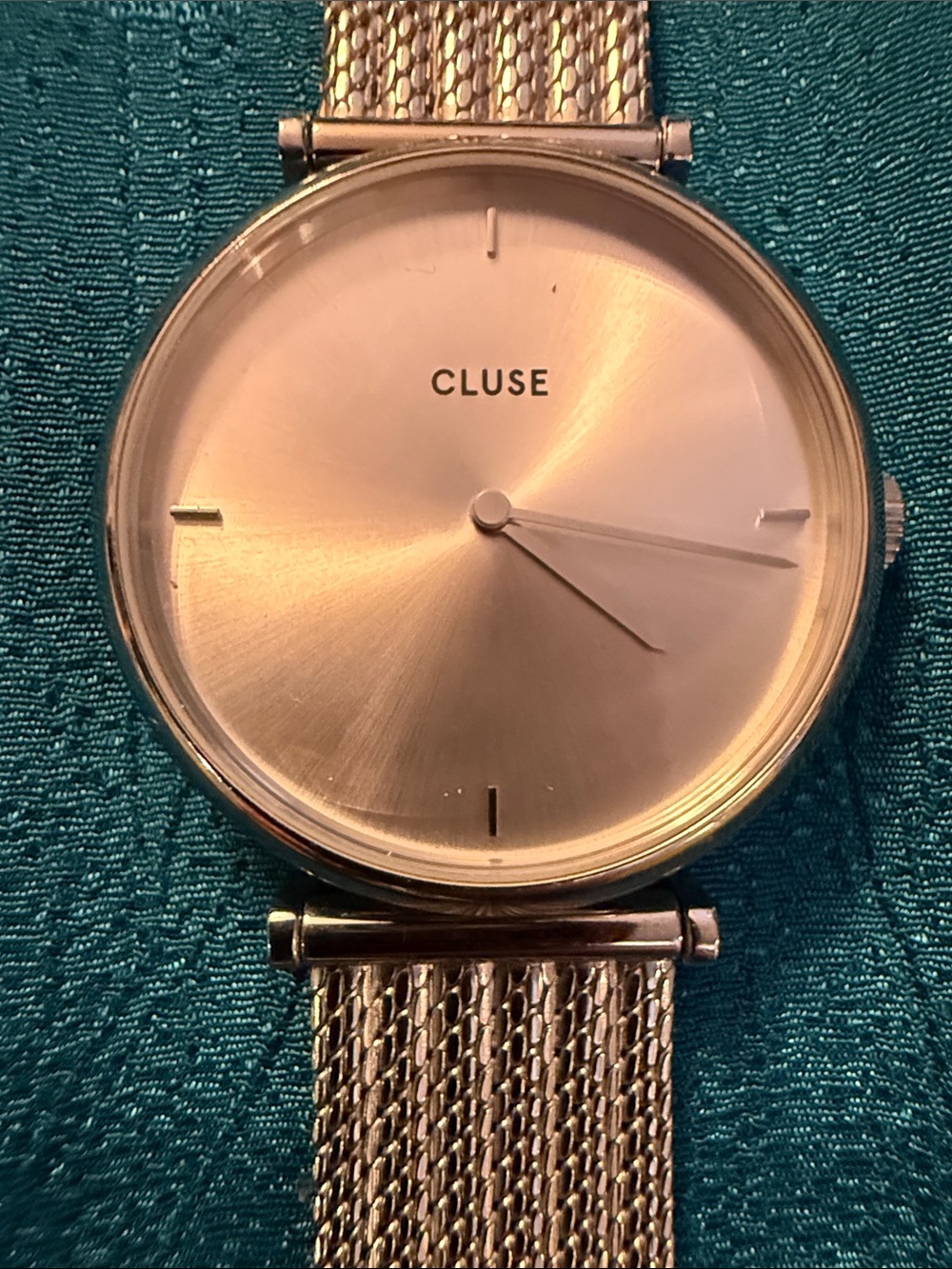 Cluse Silver Mesh Strap Minimalist Women's Watch